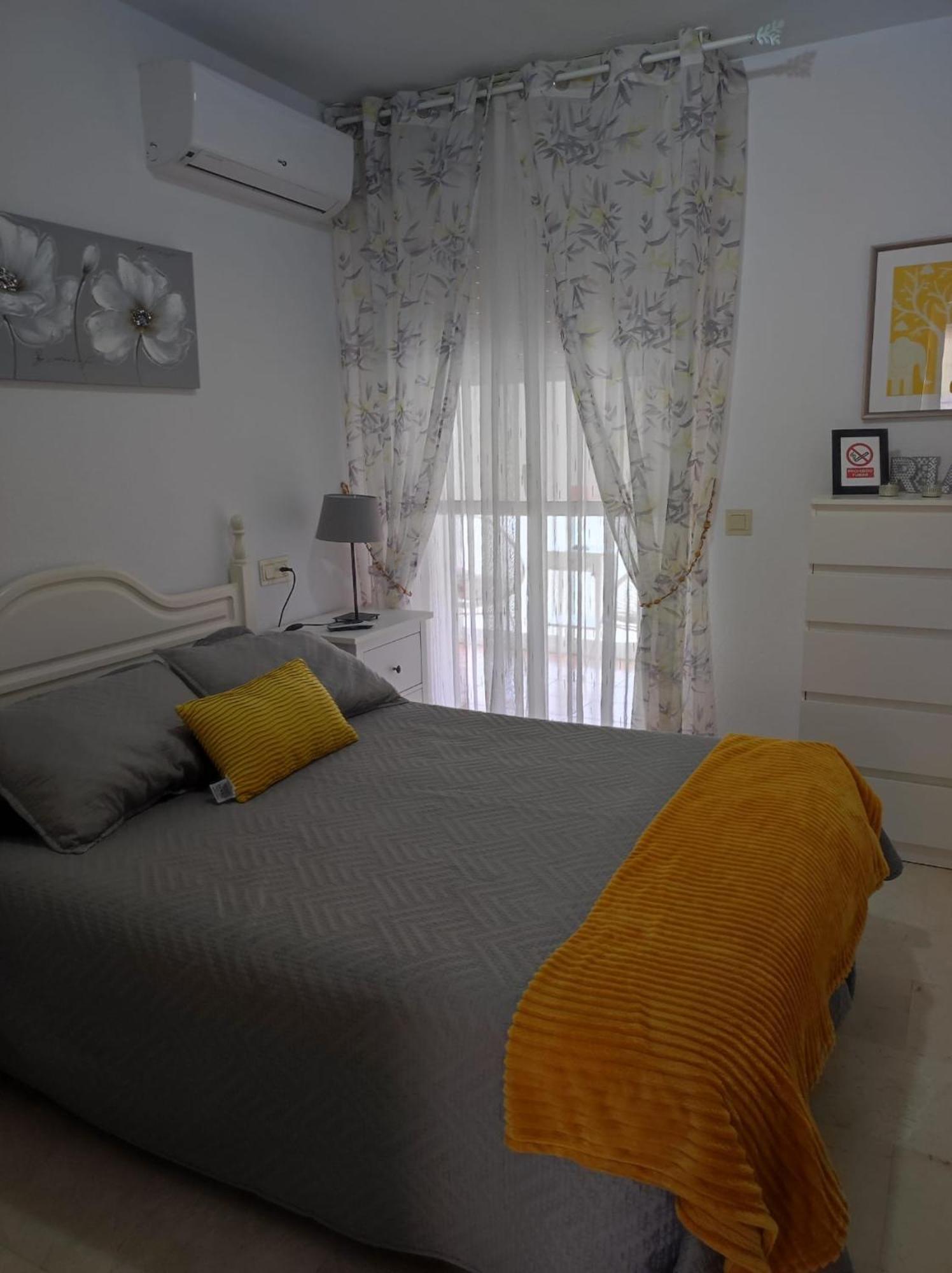 Apartamento Al Lado De La Playa フエンヒロラ エクステリア 写真
