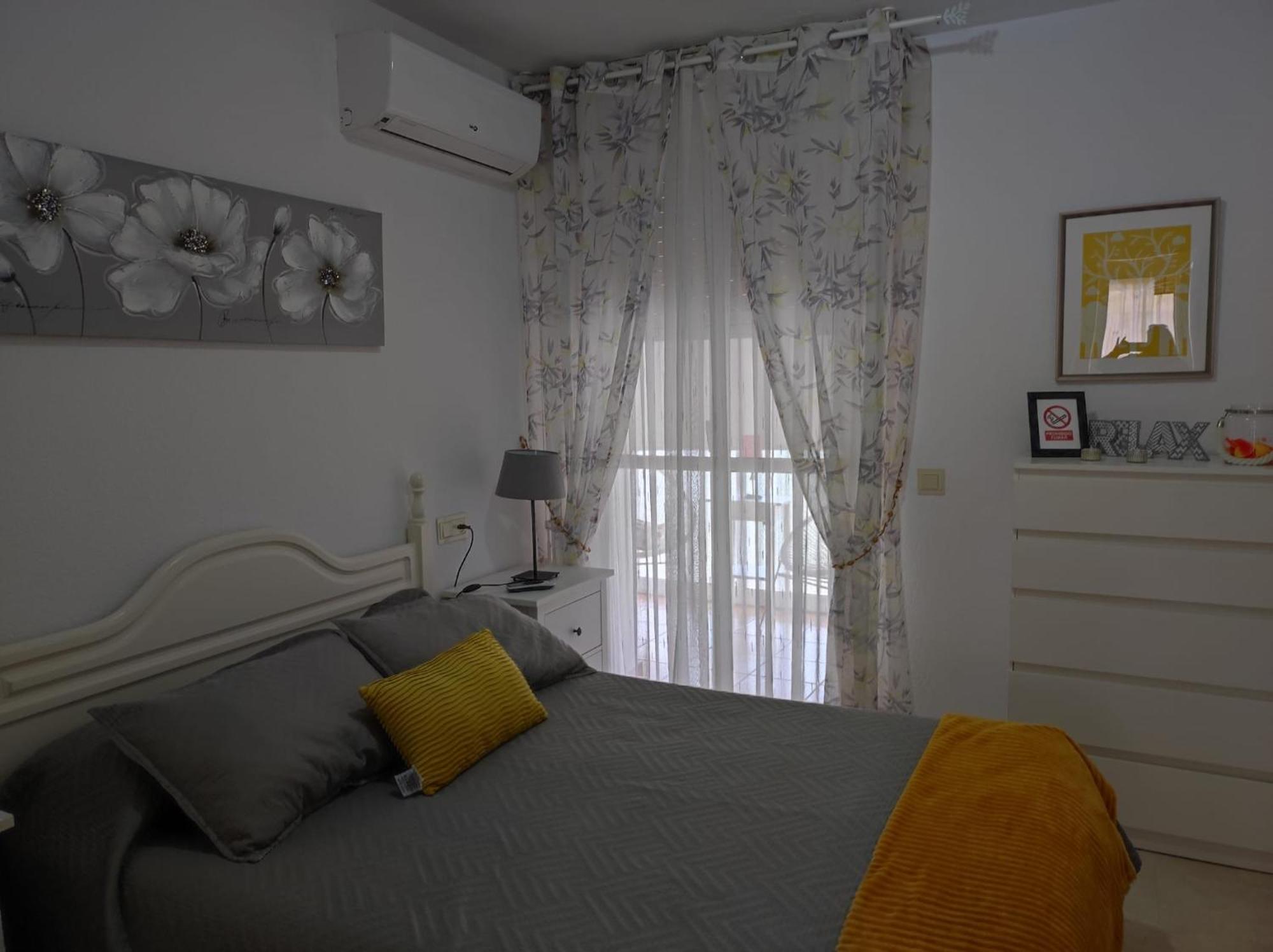 Apartamento Al Lado De La Playa フエンヒロラ エクステリア 写真