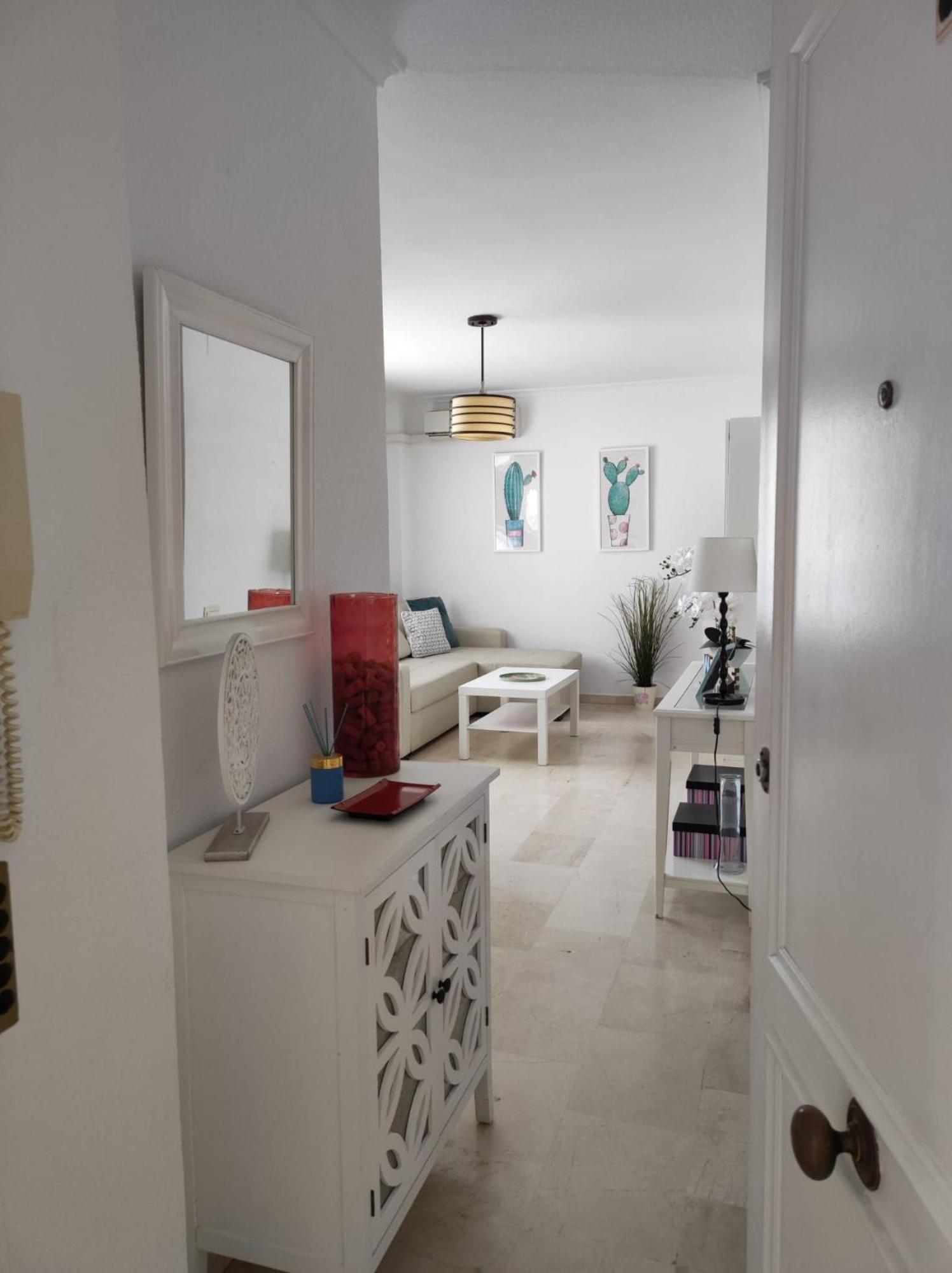 Apartamento Al Lado De La Playa フエンヒロラ エクステリア 写真