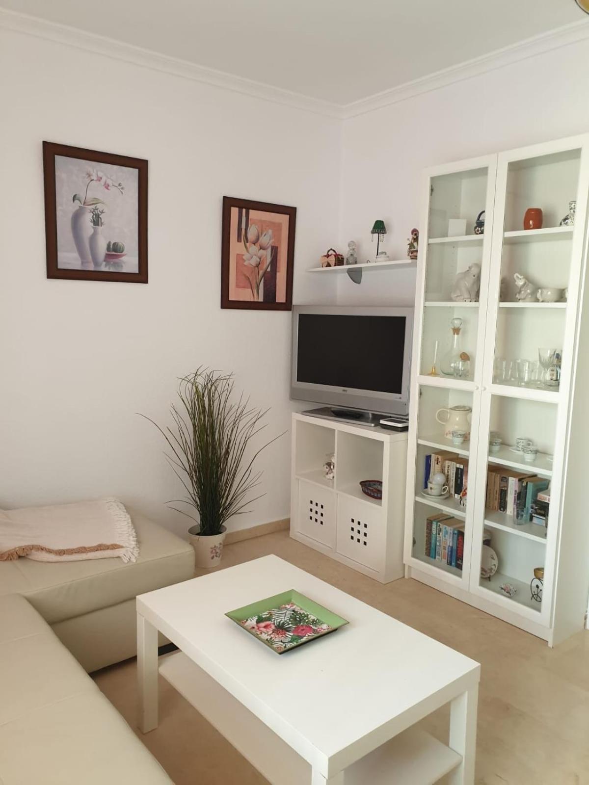 Apartamento Al Lado De La Playa フエンヒロラ エクステリア 写真