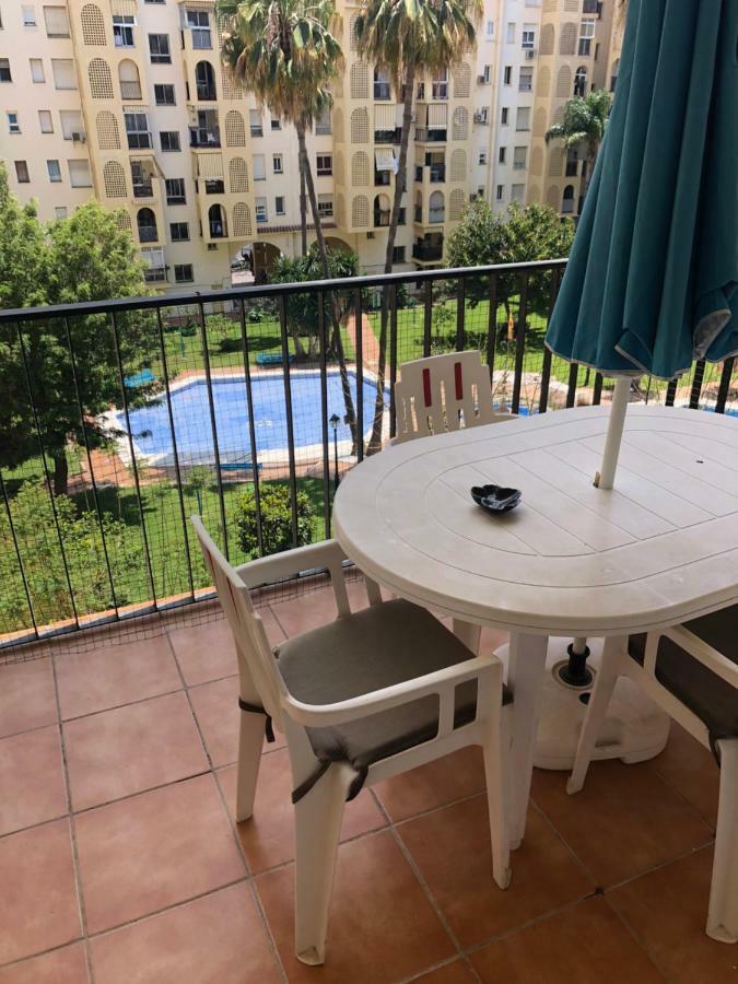 Apartamento Al Lado De La Playa フエンヒロラ エクステリア 写真