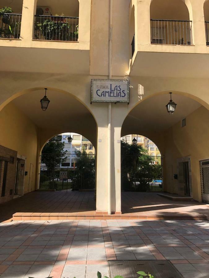 Apartamento Al Lado De La Playa フエンヒロラ エクステリア 写真