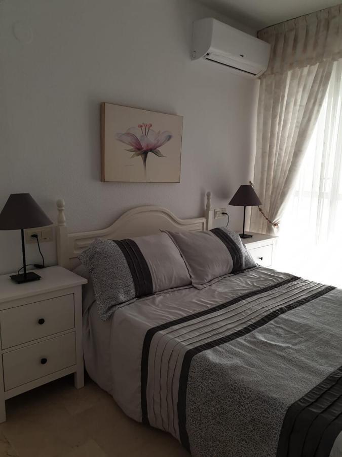 Apartamento Al Lado De La Playa フエンヒロラ エクステリア 写真
